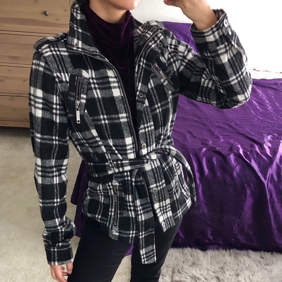 Jou Jou Jackets & Blazers - 🌻JouJou Plaid black and white coat